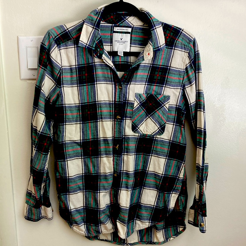 American eagle outfitters green plaid shirt